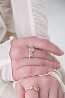 Flower stone ring
