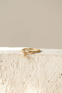 Swing pearl ring