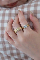 emiru  x momota / Lace stone ring