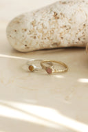 Frill gem thin ring