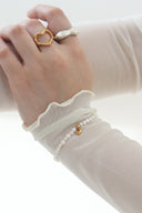Swing pearl bracelet