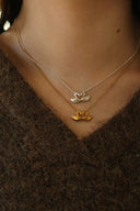 swan necklace