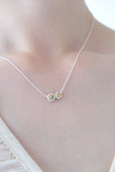 Flower 2gem necklace