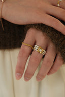 Knit wave  ring