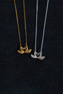 swan necklace