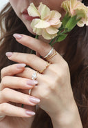 Frill double ring