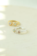 Flower stone ring