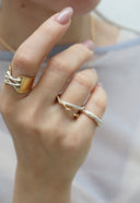 Frill double ring