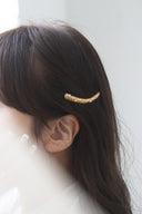 emiru  x momota / pearl hair pin