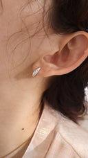 Branch gems pierce