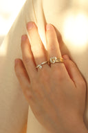Buckle heart ring