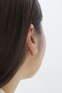 Dot heart earring / emiru x momota　