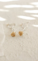 Swing rose earring / (七分咲き)