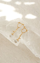 Swing rose earring / (七分咲き)